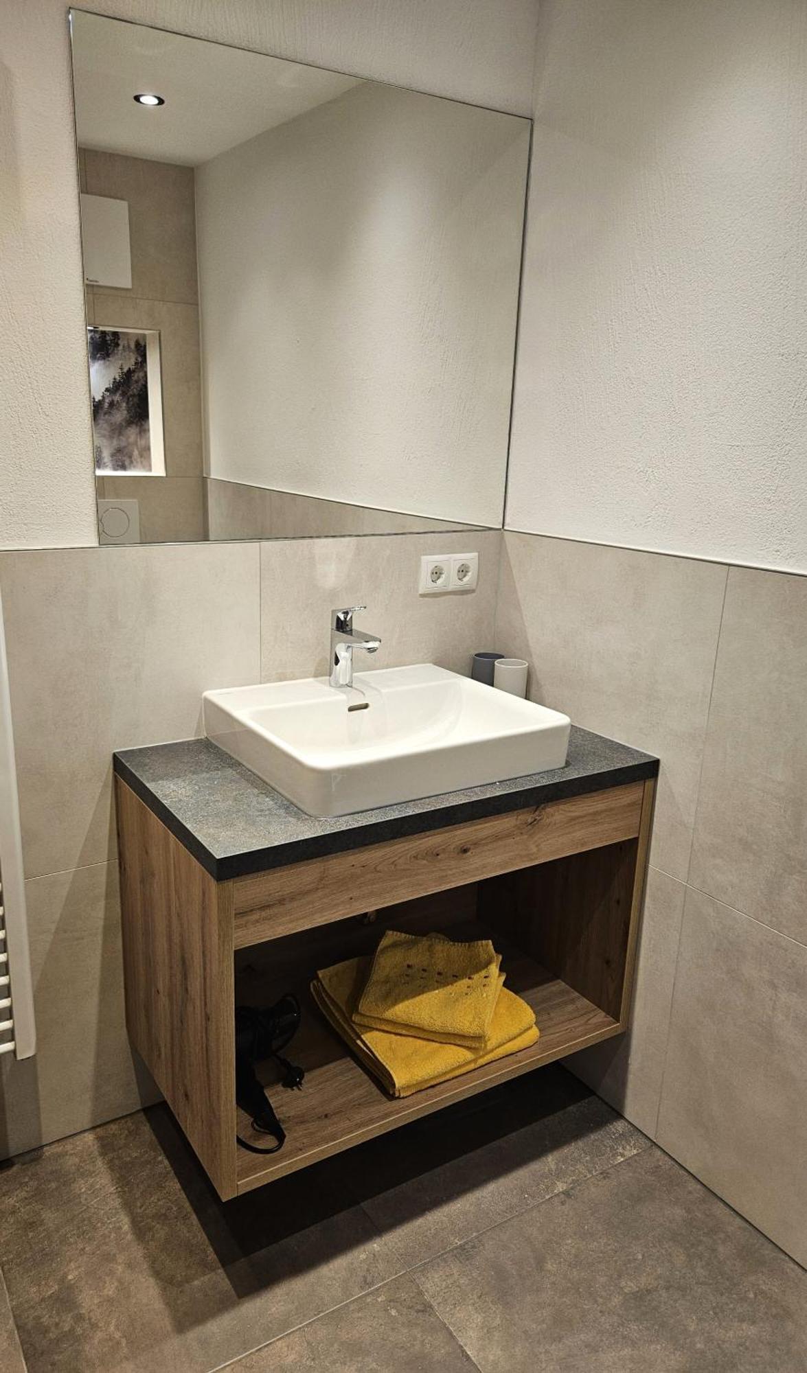 Haus Kathrein Apartment Prutz Bagian luar foto